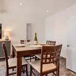 Vakantiehuis Jade By Interhome
