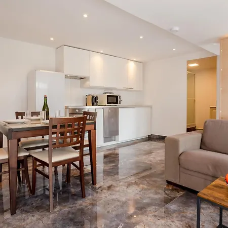 Jade By Interhome בית נופש דיבה-סור-מר